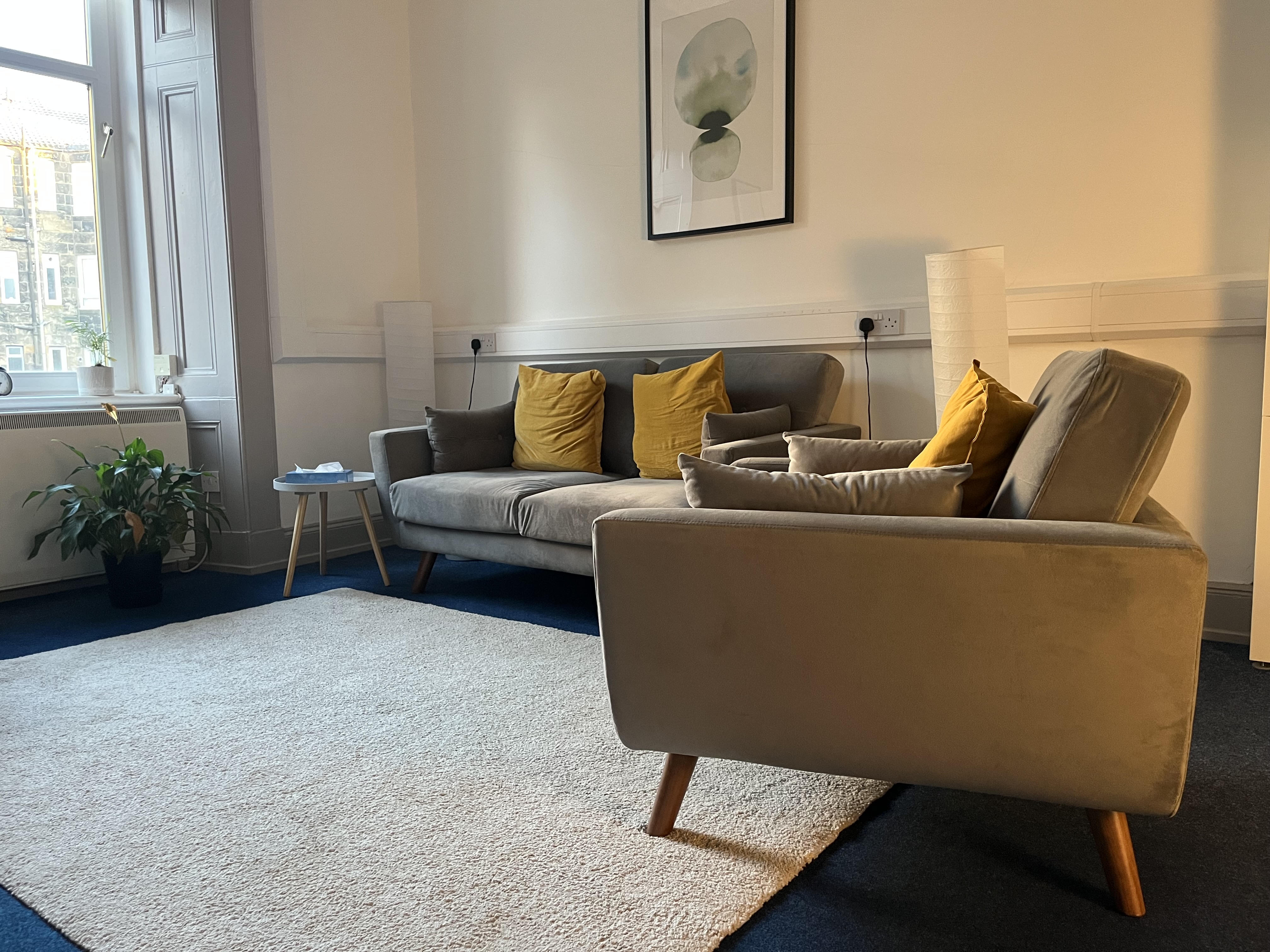 Room for therapists to hire image
